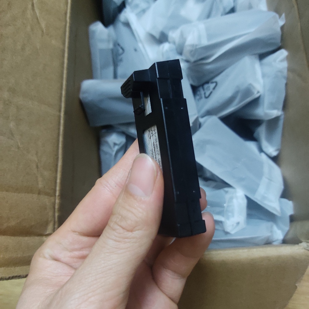 Pin Flycam E99, E88 dung lượng cao loại 3.7V  1800mAh, hàng chính hãng | BigBuy360 - bigbuy360.vn