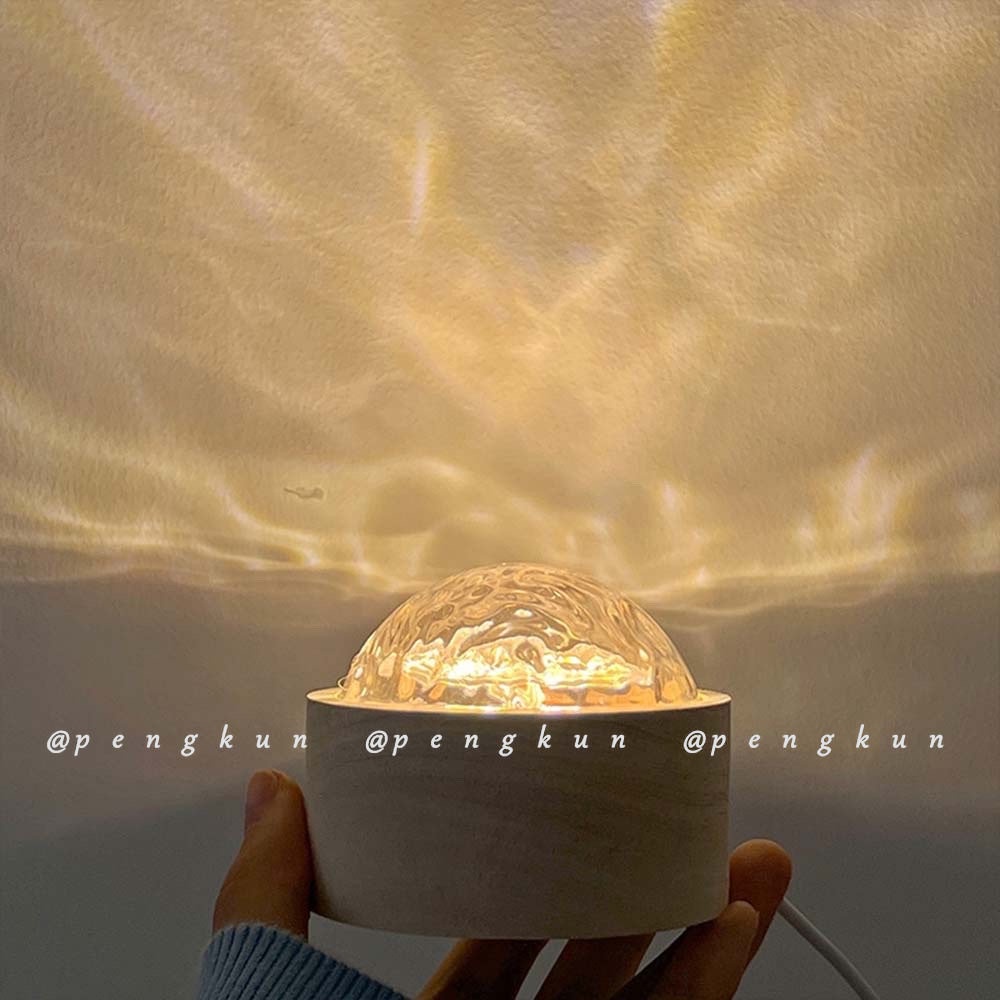 Đèn Ngủ Chiếu Hình Gợn Sóng Nước Dạng Xoay Lãng Mạn Làm Quà Tặng Cho Bạn Gái