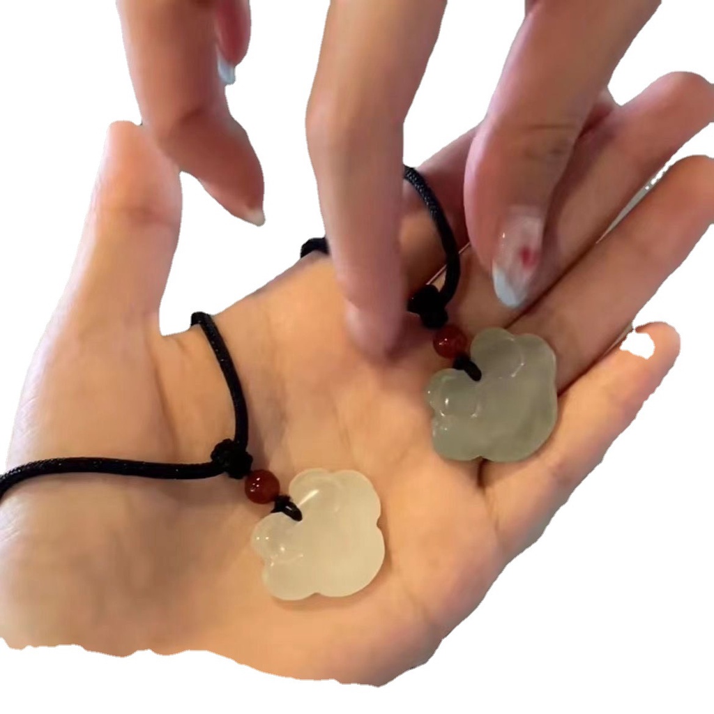 Dây Chuyền Mặt Khóa An Toàn Phong Cách Mới 2023