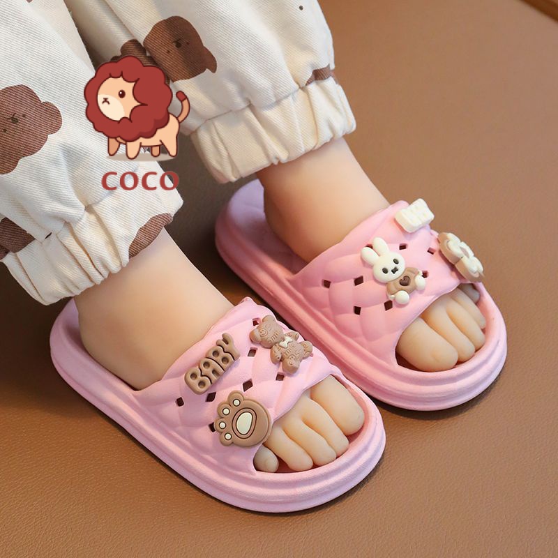 Dép Quai Ngang Chống Trượt Họa Tiết Hoạt Hình Dễ Thương Cho Ba Mẹ Và Bé