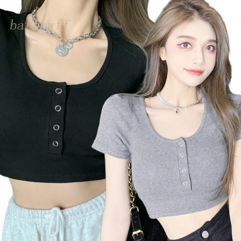 Brroa Áo Croptop Dệt Kim Ôm Dáng Tay Ngắn Cổ Xẻ Ngực Màu Trơn Phối Nút Gợi Cảm Cho Nữ