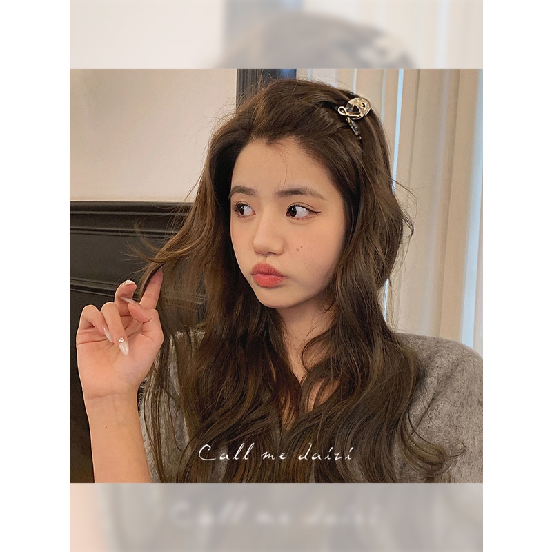 Kẹp Tóc Hình Cá Mập Thiết Kế Nhỏ Nhắn Xinh Xắn Thời Trang Dành Cho Nữ