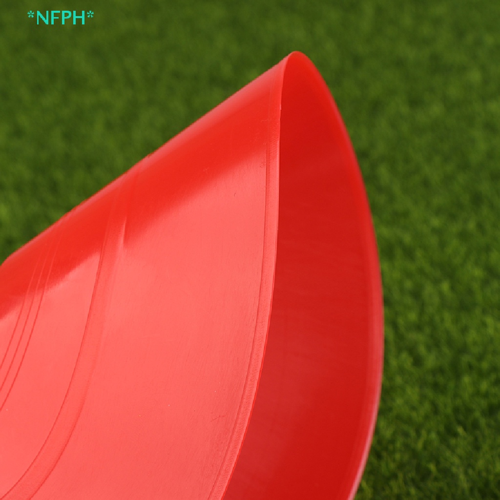 Set 5 Đĩa Hình Nón Bằng Nhựa Dùng Để Luyện Tập Đá Banh Mới