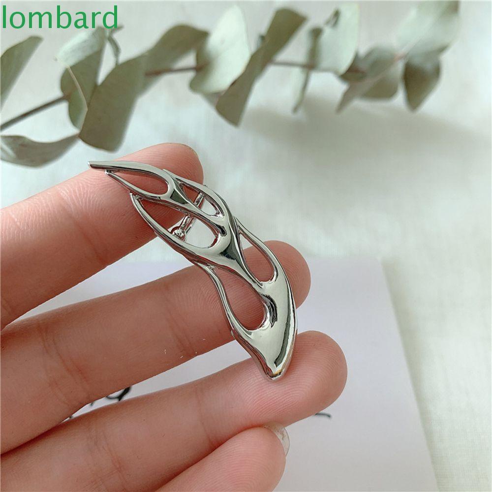 Bông Tai HìNh NgọN Lửa Phong CáCh Gothic|Đôi Khuyên Tai Kim Loại Thời Trang Cho Nữ