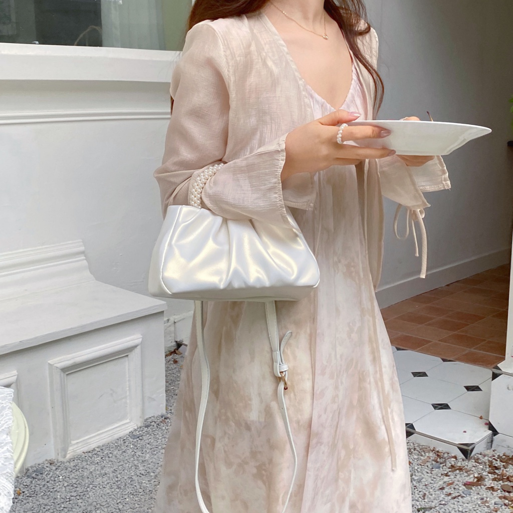 Túi Đeo Chéo Vai Kiểu Xếp Li Đính Ngọc Trai Thời Trang 2023 Dành Cho Nữ