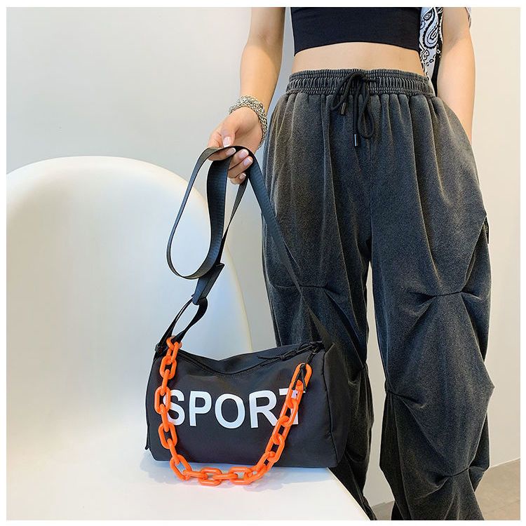 Niche Túi Đeo Chéo Vải Oxford Hình Trụ Đơn Giản Phong Cách Hip Hop Đường Phố Cá Tính Dễ Phối Đồ Cho Nam Và Nữ Haobing boutiqu