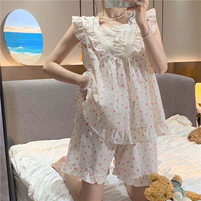 Bộ Đồ Ngủ Áo Không Tay Phối Bèo Lá Sen + Quần Short In Hoa Dễ Thương Thời Trang Mùa Hè Cho Nữ