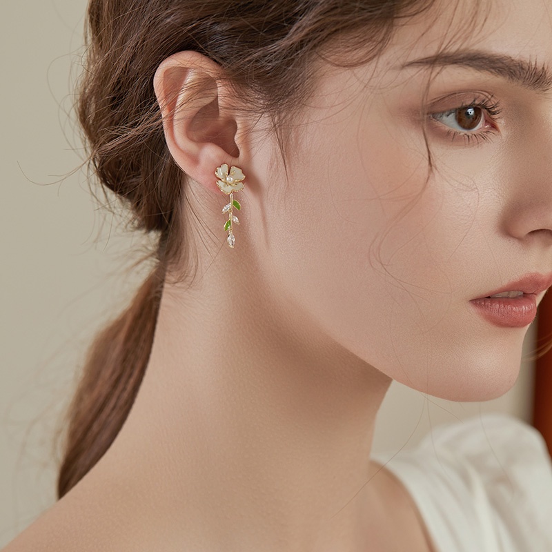 Bông Tai Đính Đá Hình Hoa Thiết Kế Đơn Giản Ngọt Ngào Cao Cấp