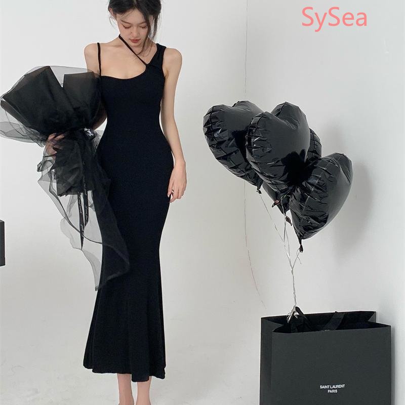 Bộ Đầm Thiết Kế Nhẹ Nhàng Quyến Rũ Cho Nữ