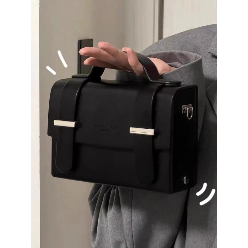 Túi Đeo Chéo Màu Đen Phong Cách Retro Thời Trang Cho Nữ