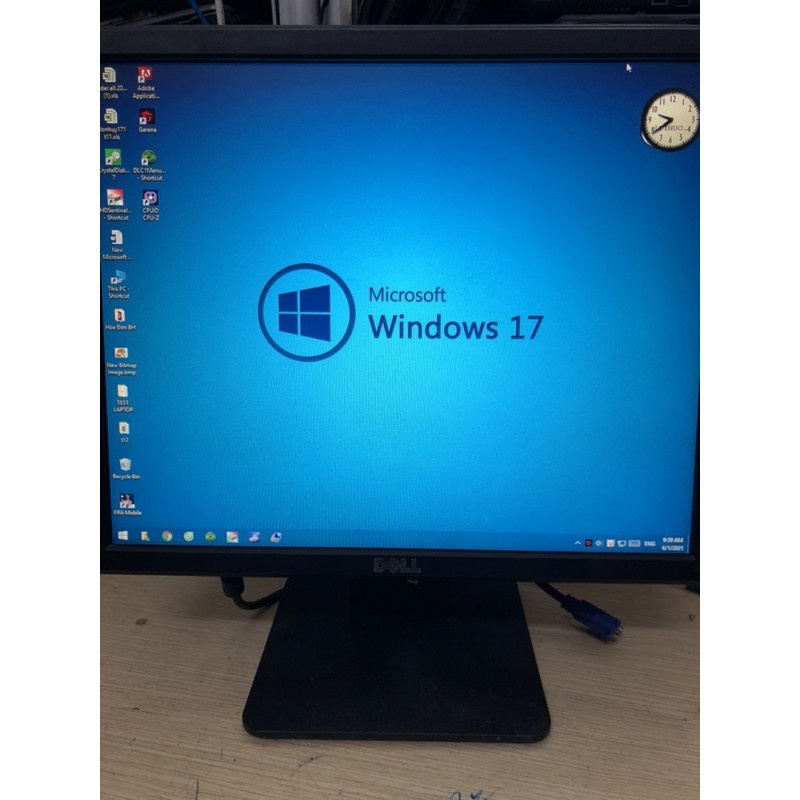 Màn Dell 17inch led  nguyên tem còn rất đẹp