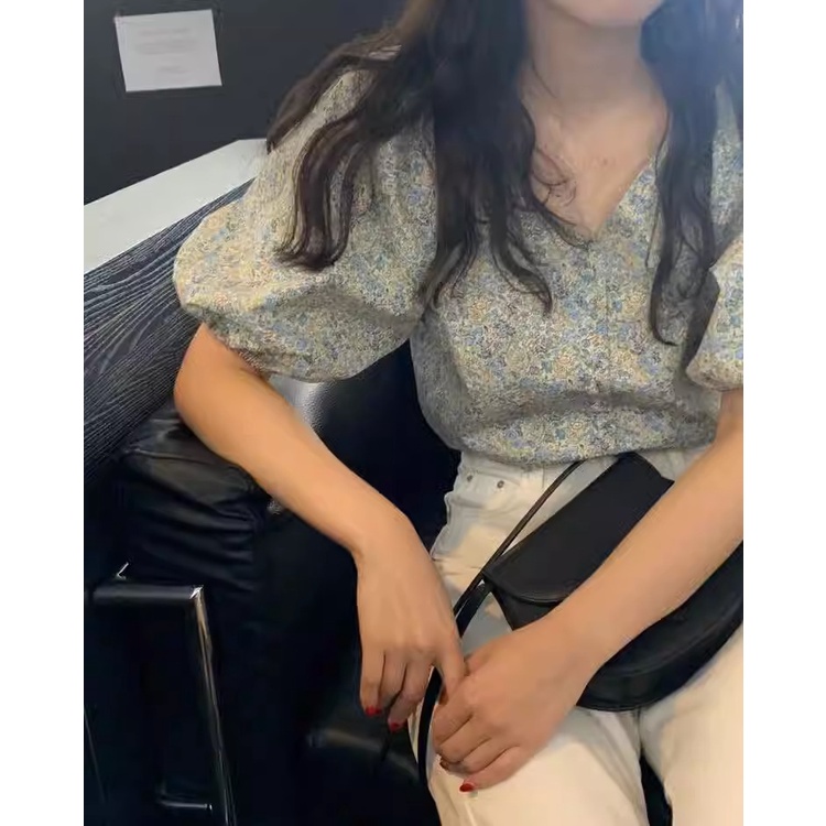 Áo Kiểu Tay Phồng Cổ Chữ V Họa Tiết Hoa Phong Cách Vintage Pháp