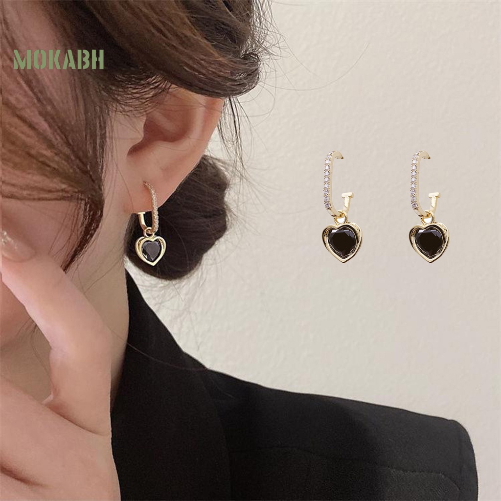 1 Đôi Bông Tai Hình Trái Tim Đính Đá Màu Trắng / Đen Dành Cho Nữ