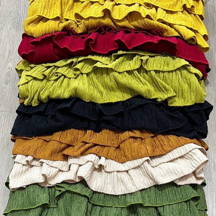 87. 1221 xét bộ quần dài ống suông , áo tay cánh tiên viền hoa văn , áo dập tầng chất thun  xốp,  áo Phong ngắn