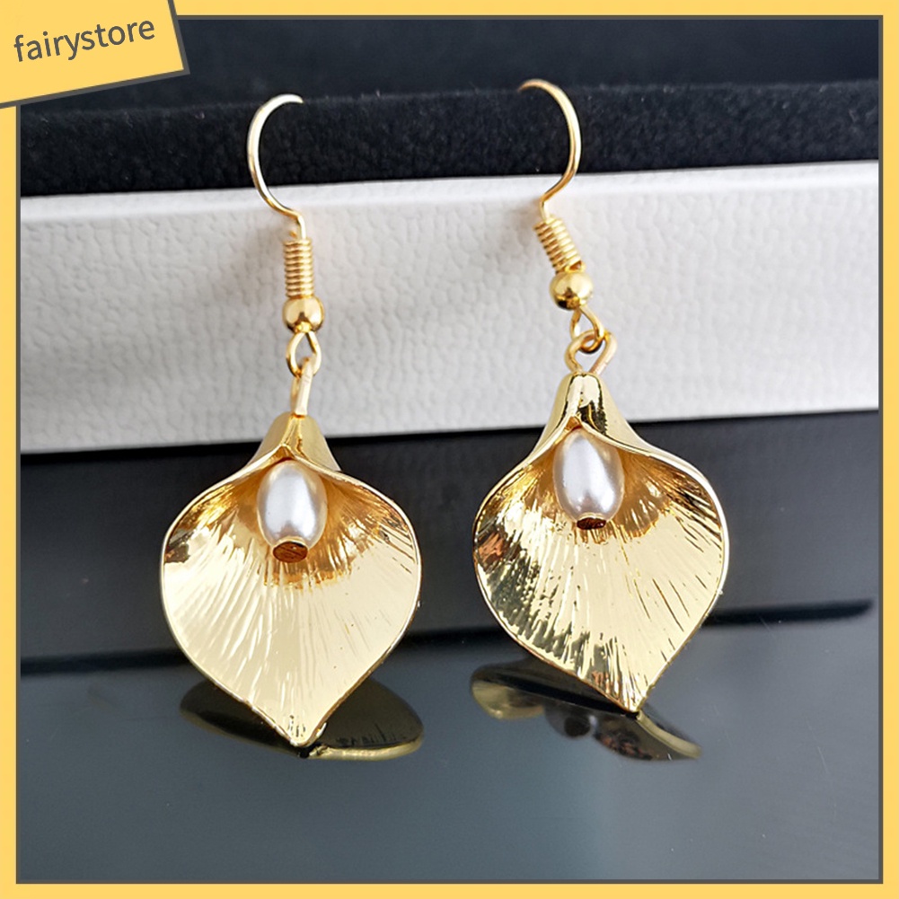 Bông Tai Hình Cánh Hoa Đính Ngọc Trai Nhân Tạo Phong Cách Retro Dành Cho Nữ