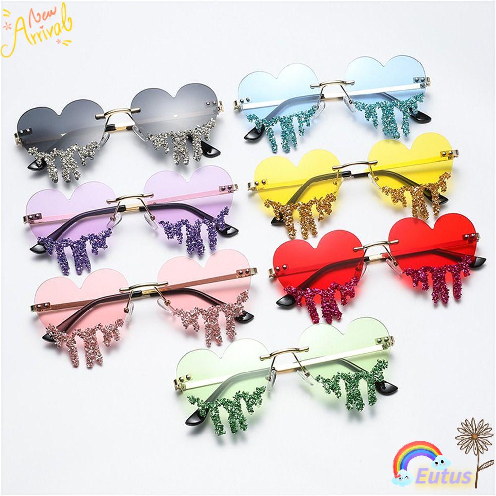 Kính Mát Gọng Trái Tim Độc Đáo Hóa Trang Halloween Cho Nữ