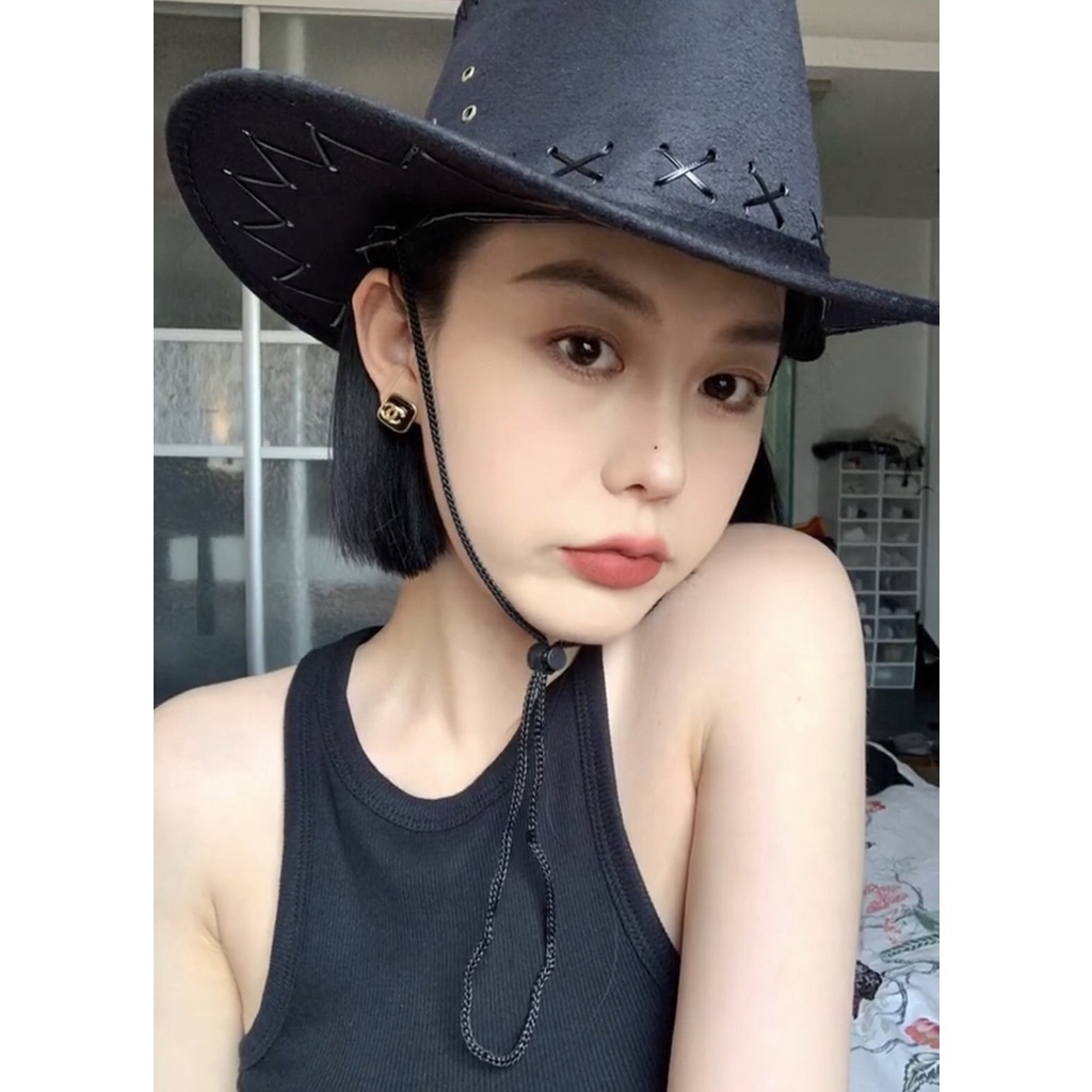 Bông Tai Bằng Thép Titan Chống Thấm Nước Không Gỉ In Logo Thời Trang Cho Nữ