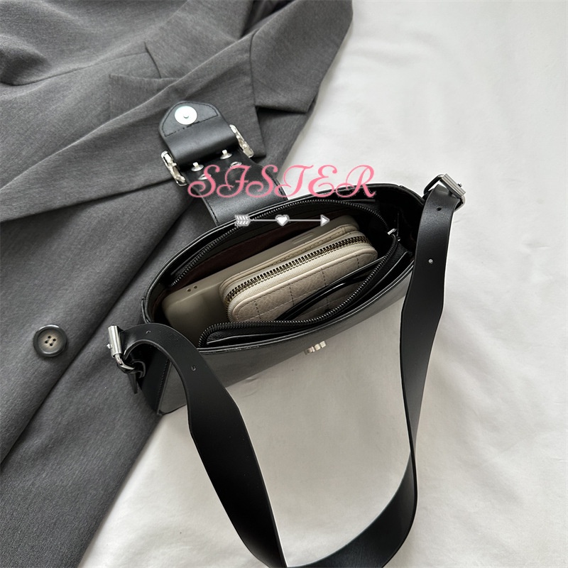 SISTER túi nữ mini đeo chéo túi nữ túi đi tiệc túi xách túi totetúi nữ đeo chéo Túi Xách Đeo Chéo Nữ L21T1C9