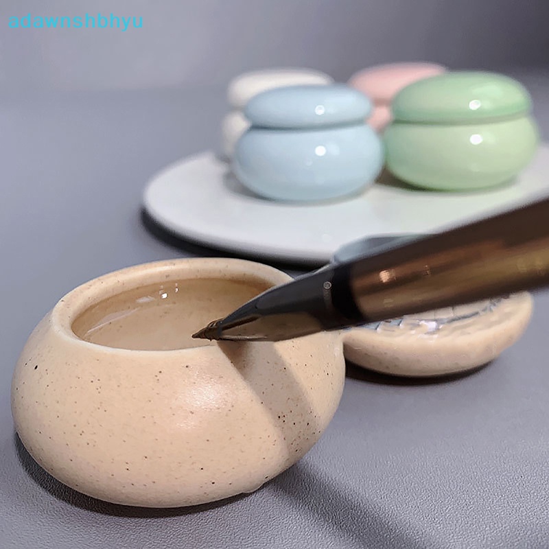 Cốc Sứ Rửa Móng Tay Có Nắp Đậy Tiện Dụng