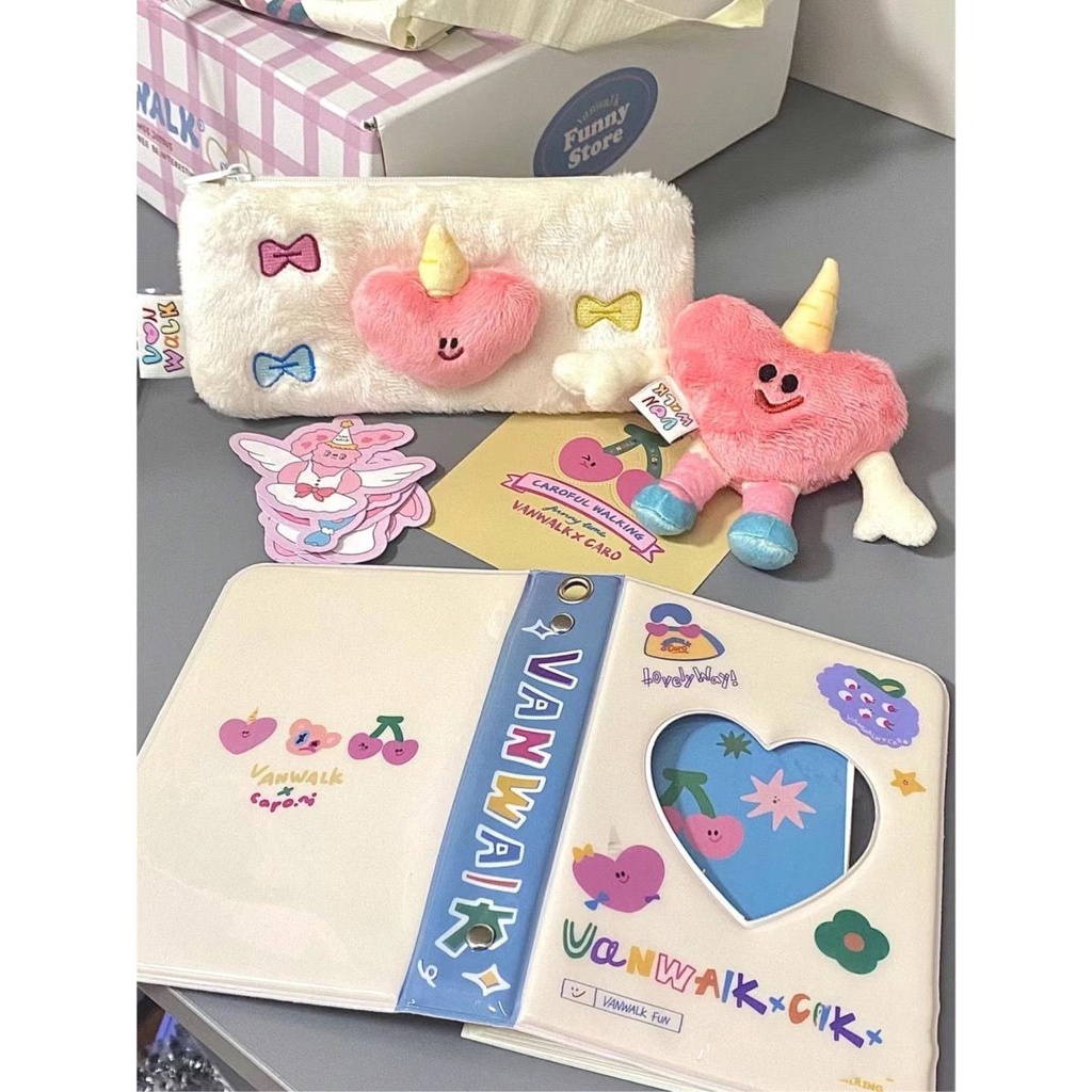 Plus Túi Đựng Bút Phối Lông Thiết Kế Dễ Thương