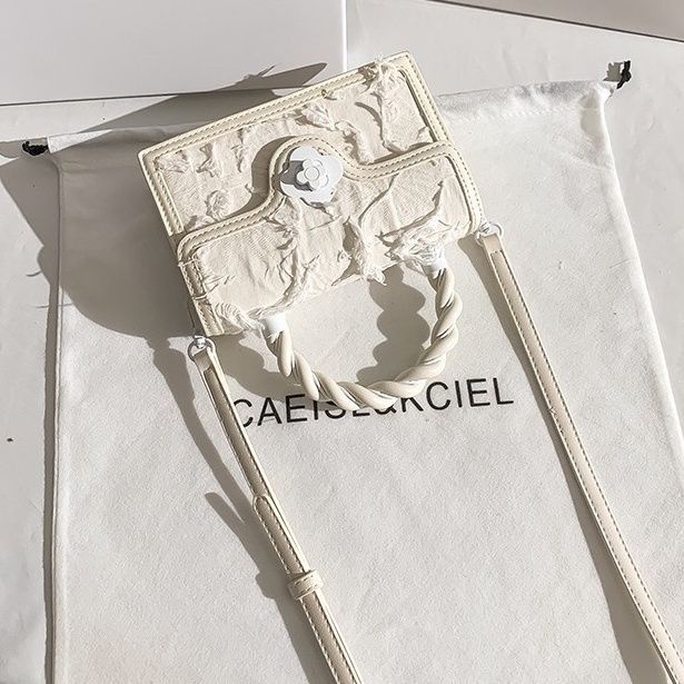 Túi Da Đeo Chéo Vai Đính Tua Rua Thời Trang 2023 Cho Nữ