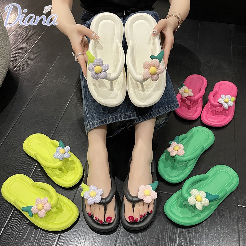 Dép Xỏ Ngón Đi Biển Đế Dày Chống Trượt Đính Hoa Dễ Thương Cho Nữ