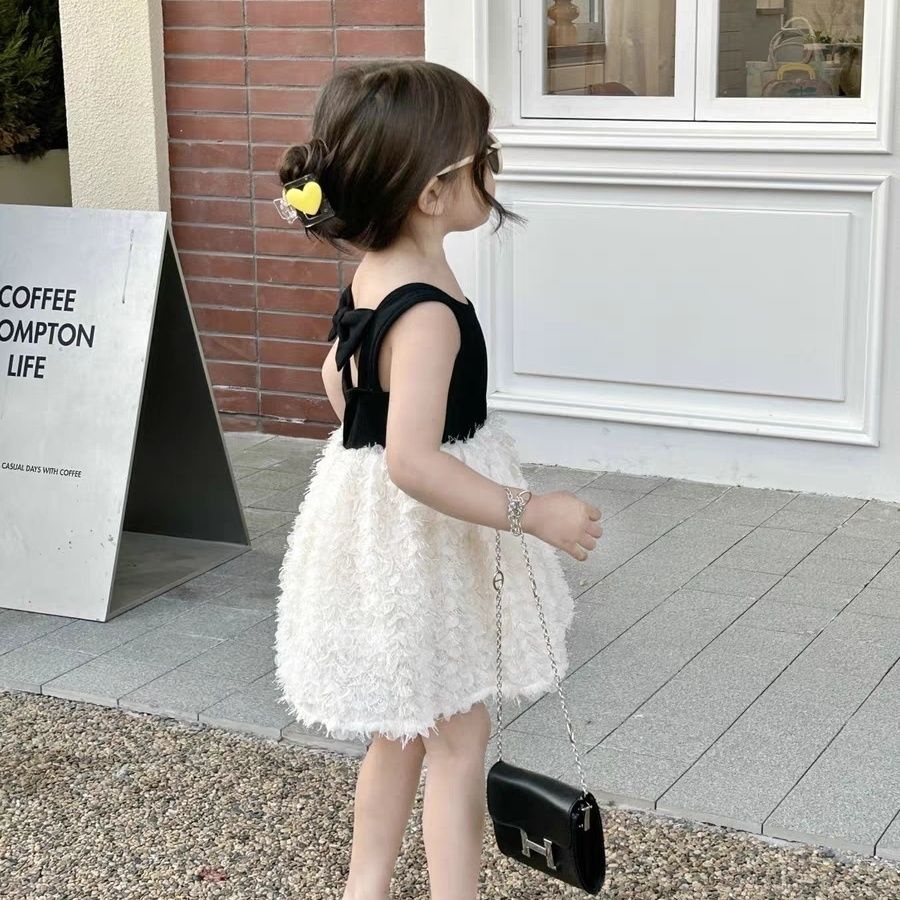 Đầm Nhung Màu Sắc Tương Phản Đính Nơ Xinh Xắn Cho Bé Gái