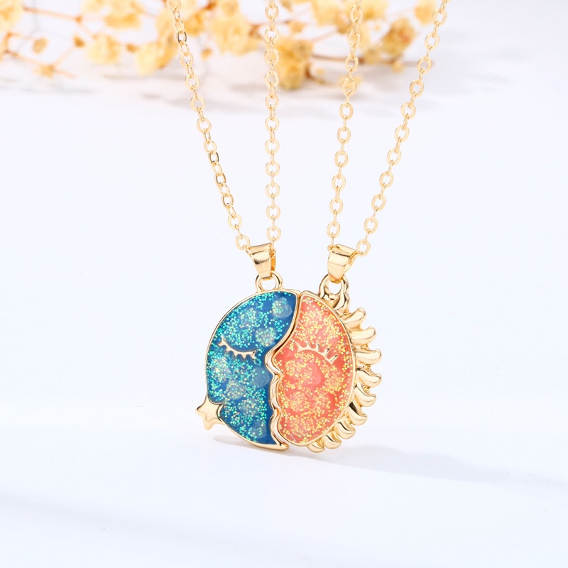 Bộ 2 Dây Chuyền Mặt Trăng / Mặt Trời Phát Sáng Cho Bạn Thân