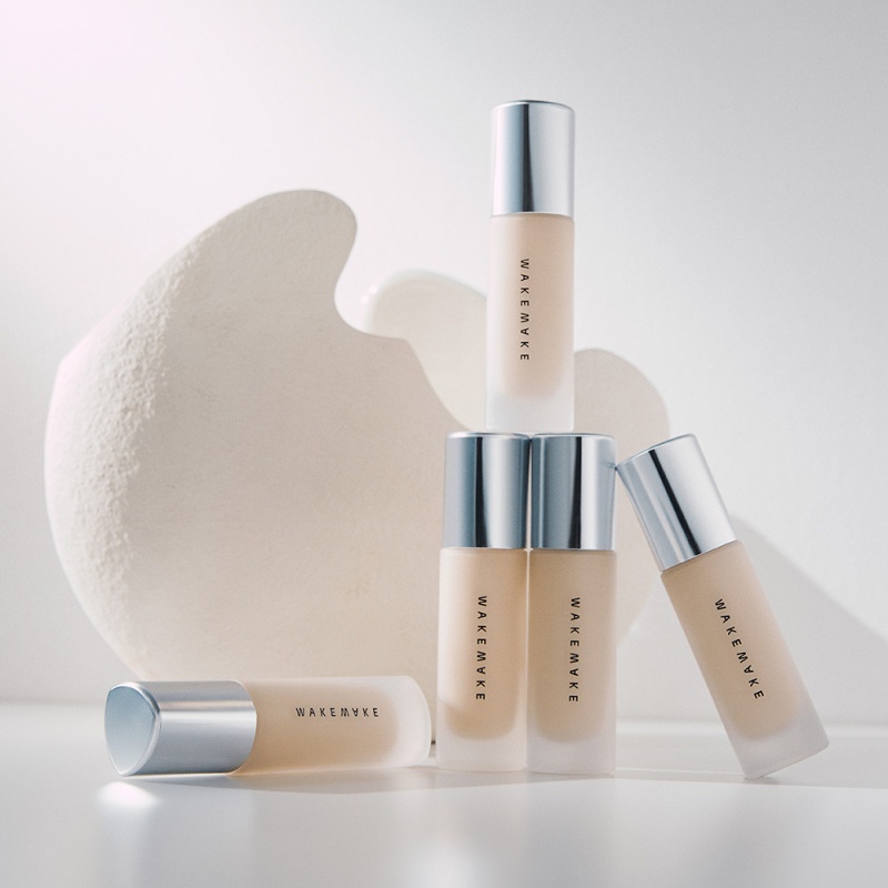 Wakemake Water Velvet Cover Foundation 30ml SPF30 PA++