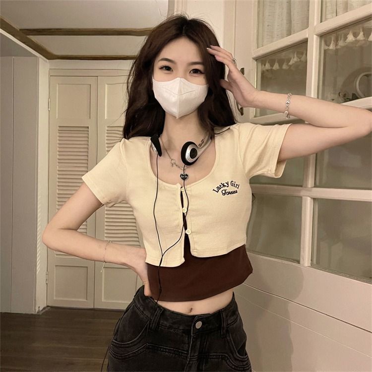 Áo Thun Ngắn Tay Giả Hai Lớp In Họa Tiết Phong Cách Retro Mỹ Cho Nữ