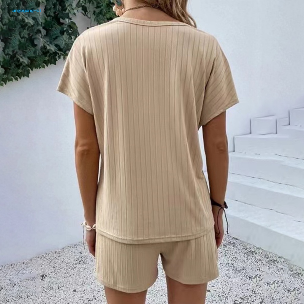 Bộ Đồ Ngủ 2 Món Áo Tay Ngắn Cổ Chữ V Phối Quần Short Lưng Thun Dáng Rộng Thời Trang Cho Bạn Gái