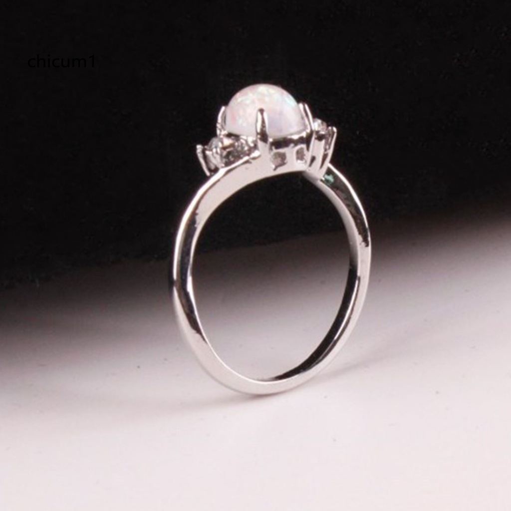 Nhẫn Hợp Kim Đính Đá Opal Hình Oval Xinh Xắn Cho Nữ