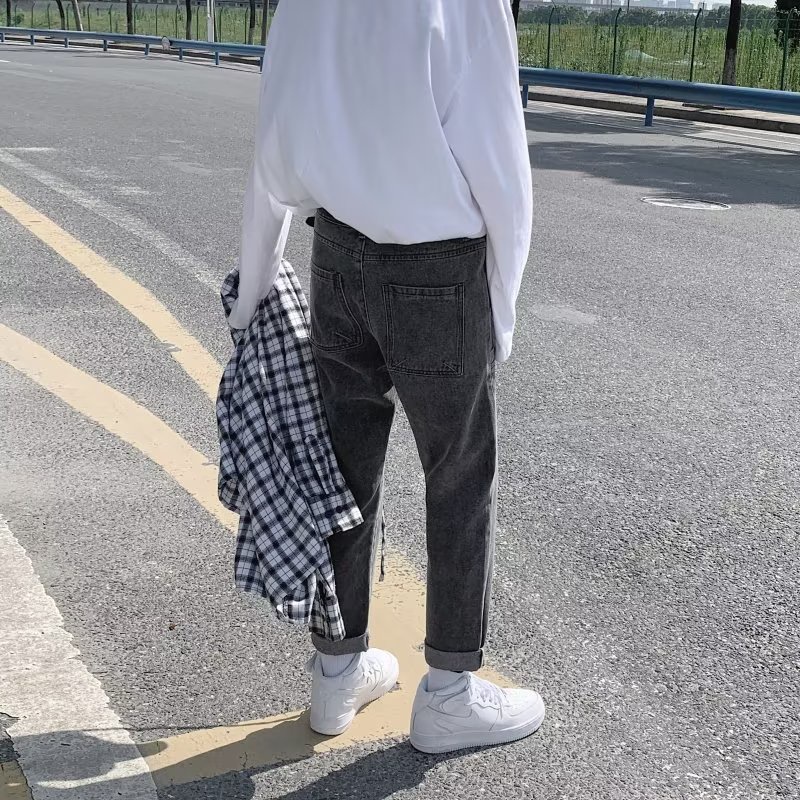 Quần Jean Dài Dáng Suông Rộng Rách Gối Thời Trang Xuân Thu Cho Nam