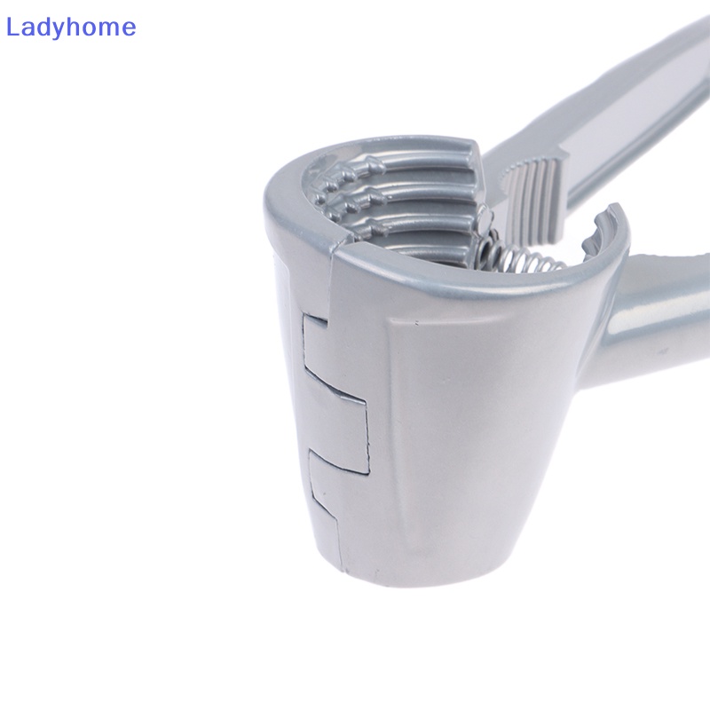 Dụng Cụ Tách Vỏ Hạt Óc Chó Tiện Lợi