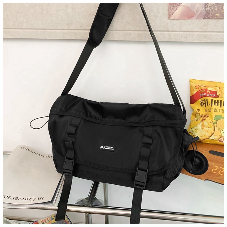 Túi Đeo Chéo Vai Bằng Nylon Thời Trang Sành Điệu Cho Nam