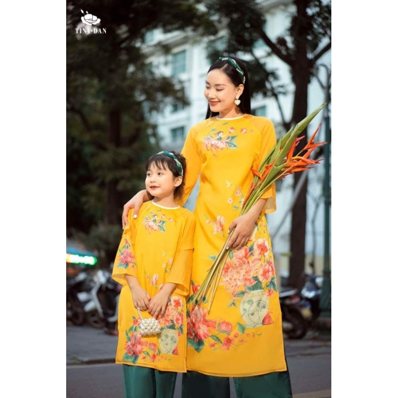 Sét áo dài gia đình diện tết màu  nổi bật đẹp cao cấp hàng thiết kế giá sỉ | BigBuy360 - bigbuy360.vn