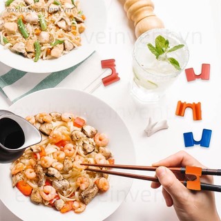 Giá đỡ đũa nhựa / trợ lý đũa / giá đỡ đũa 5 bộ