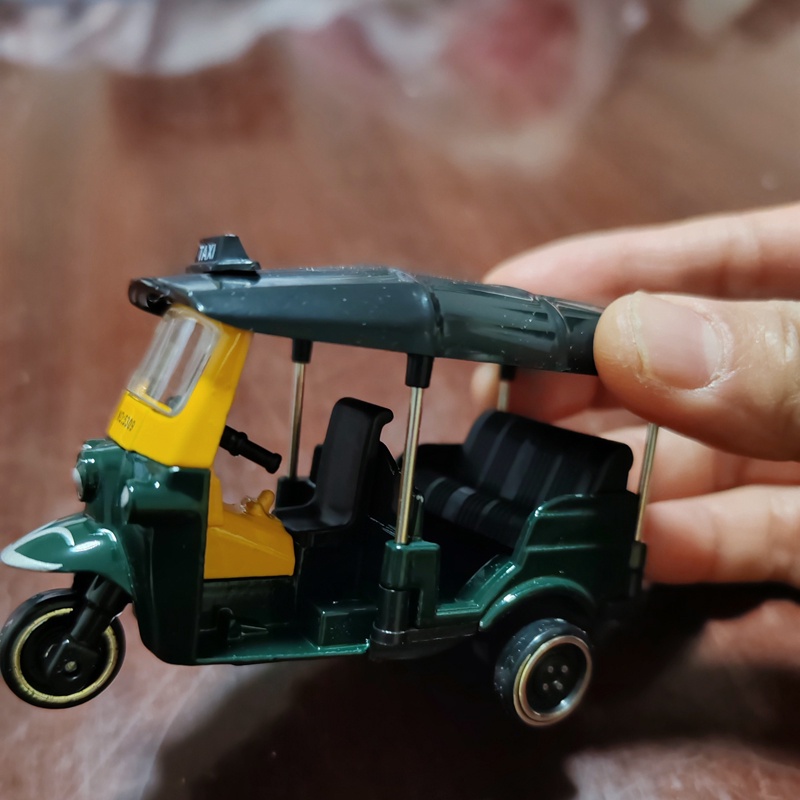 Mô Hình Xe Mô Tô Ba Bánh Kiểu Thái Lan Bằng Hợp Kim Dễ Thương Cho Bé