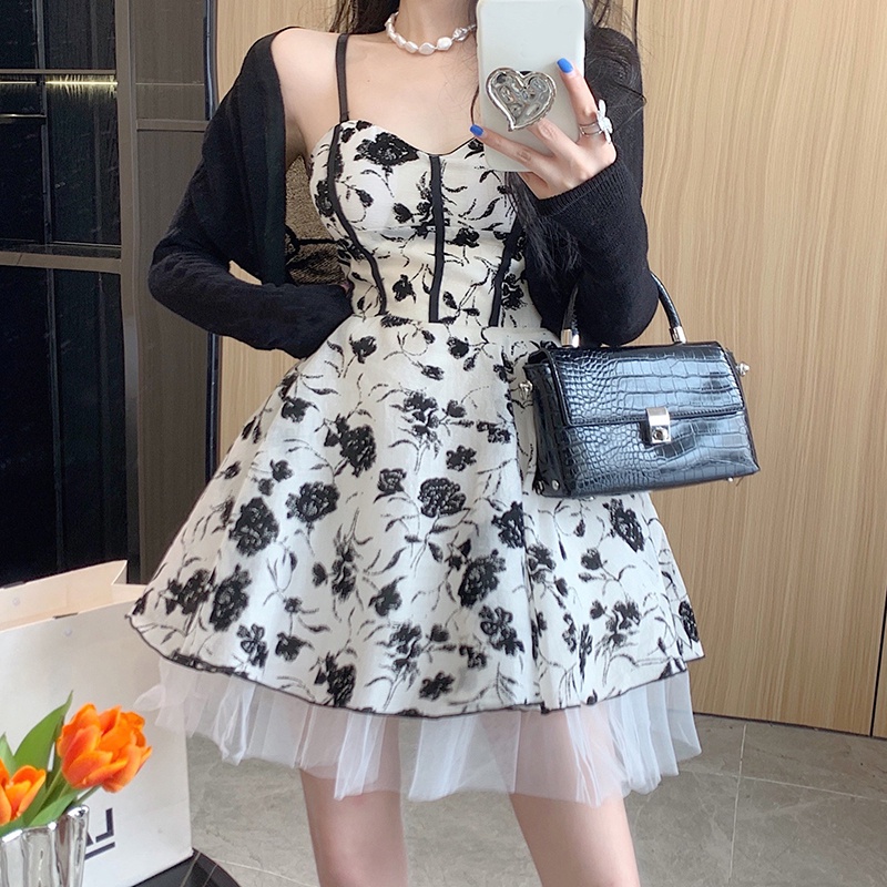 IELGY  Đầm Hai Dây Phối Lưới Họa Tiết Hoa Dáng Ôm Thời Trang Cho Nữ