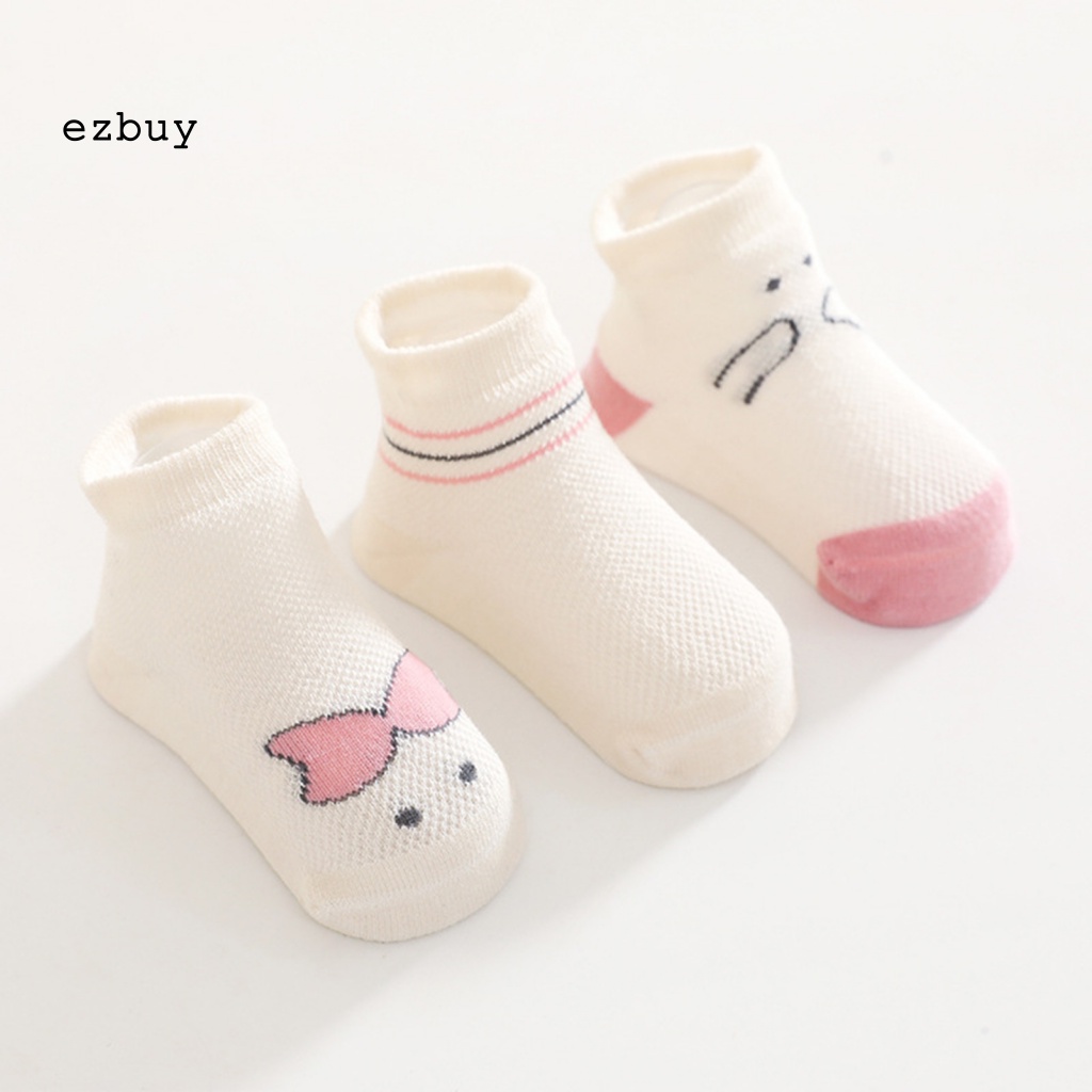 Set 3 Đôi Vớ Ngắn Chống Trượt Chống Mài Mòn Thiết Kế Hoạt Hình Đơn Giản Thời Trang Mùa Hè Cho Bé Sơ Sinh