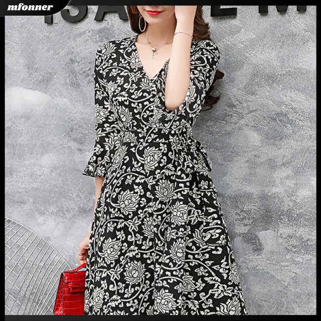 Đầm Tay Loe Cổ Chữ V Ôm Eo In Họa Tiết Hoa Xinh Xắn Thời Trang Cho Nữ