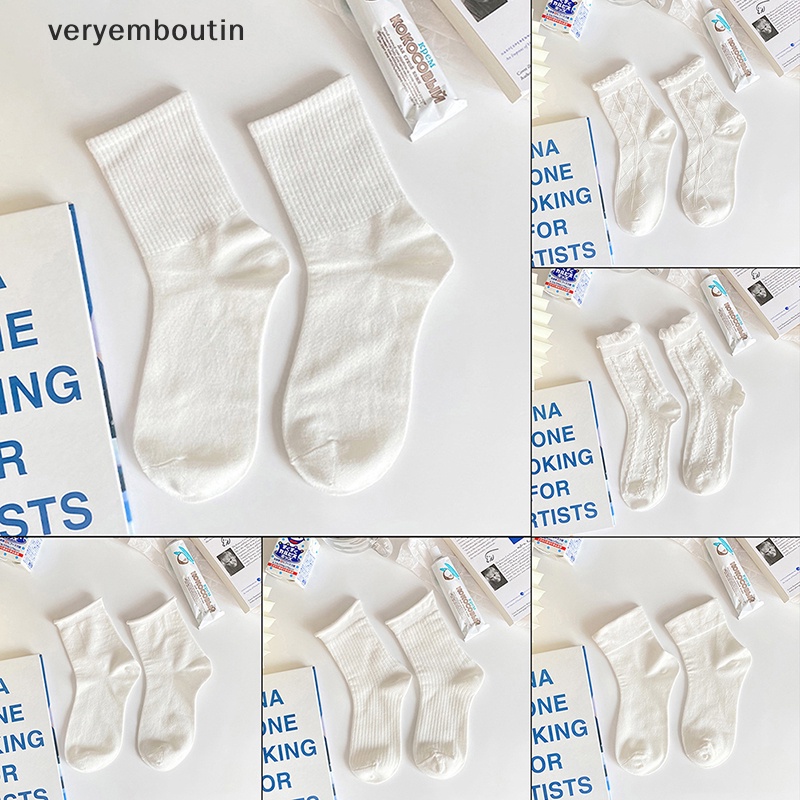 Vớ Ren Rỗng Mềm Mại Thoáng Khí Màu Trắng Ngọt Ngào Cho Nữ