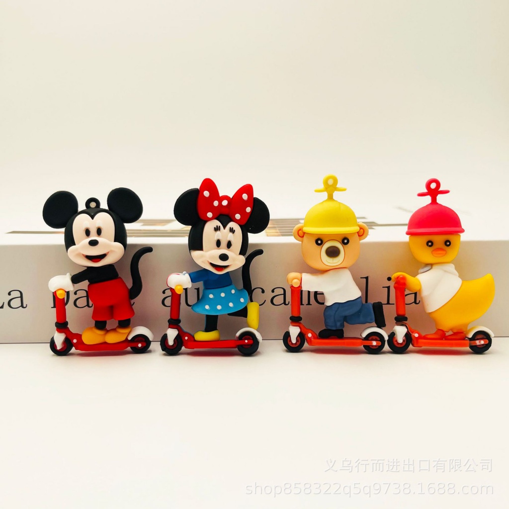 Móc Khóa Hình Chuột Mickey Minnie Trượt Ván