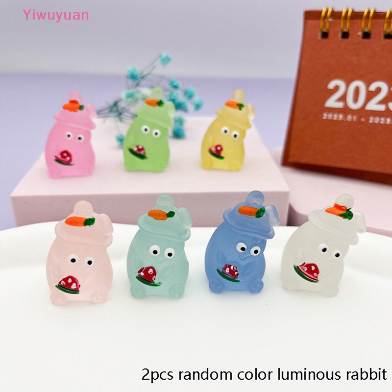 Set 2 Chú Thỏ Dạ Quang Dễ Thương Dùng Để Trang Trí Nhà Cửa / Ô Tô