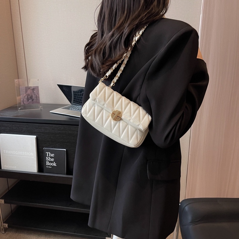 Túi Xách Đeo Vai Kiểu Vuông Nhỏ Thời Trang Sành Điệu