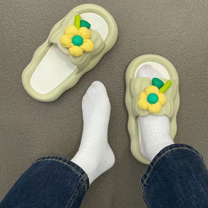 Dép Đi Trong Nhà Đế Dày Chống Trượt Trang Trí Hoa Dễ Thương Dành Cho Bạn Nữ