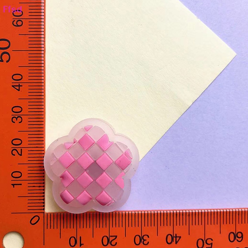 {Ffsd} Set 13 Phụ Kiện Trang Trí Giày Hình Hoa Hướng Dương Dạ Quang Bằng PVC Có Thể Tháo Rời