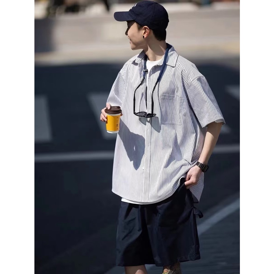 Áo Sơ Mi Tay Ngắn Dáng Rộng Họa Tiết Kẻ Sọc Phong Cách Retro Nhật Bản Cao Cấp Cho Nam