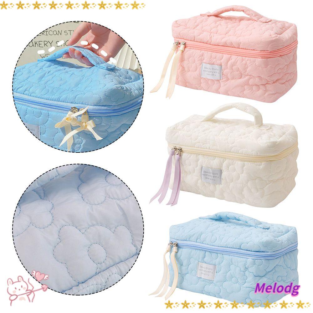 Túi Đựng Mỹ Phẩm In Họa Tiết Hoa Xinh Xắn Tiện Dụng Mang Theo Du Lịch