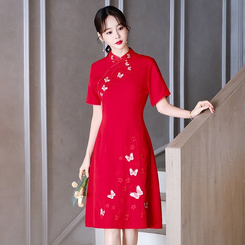 Áo dài Đầm Sườn Xám Cách Tân Thêu Họa Tiết Phong Cách Trung Hoa Thời Trang Cho Nữ
